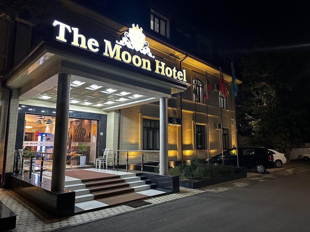 The Moon Tashkent Hotel ภายนอก รูปภาพ